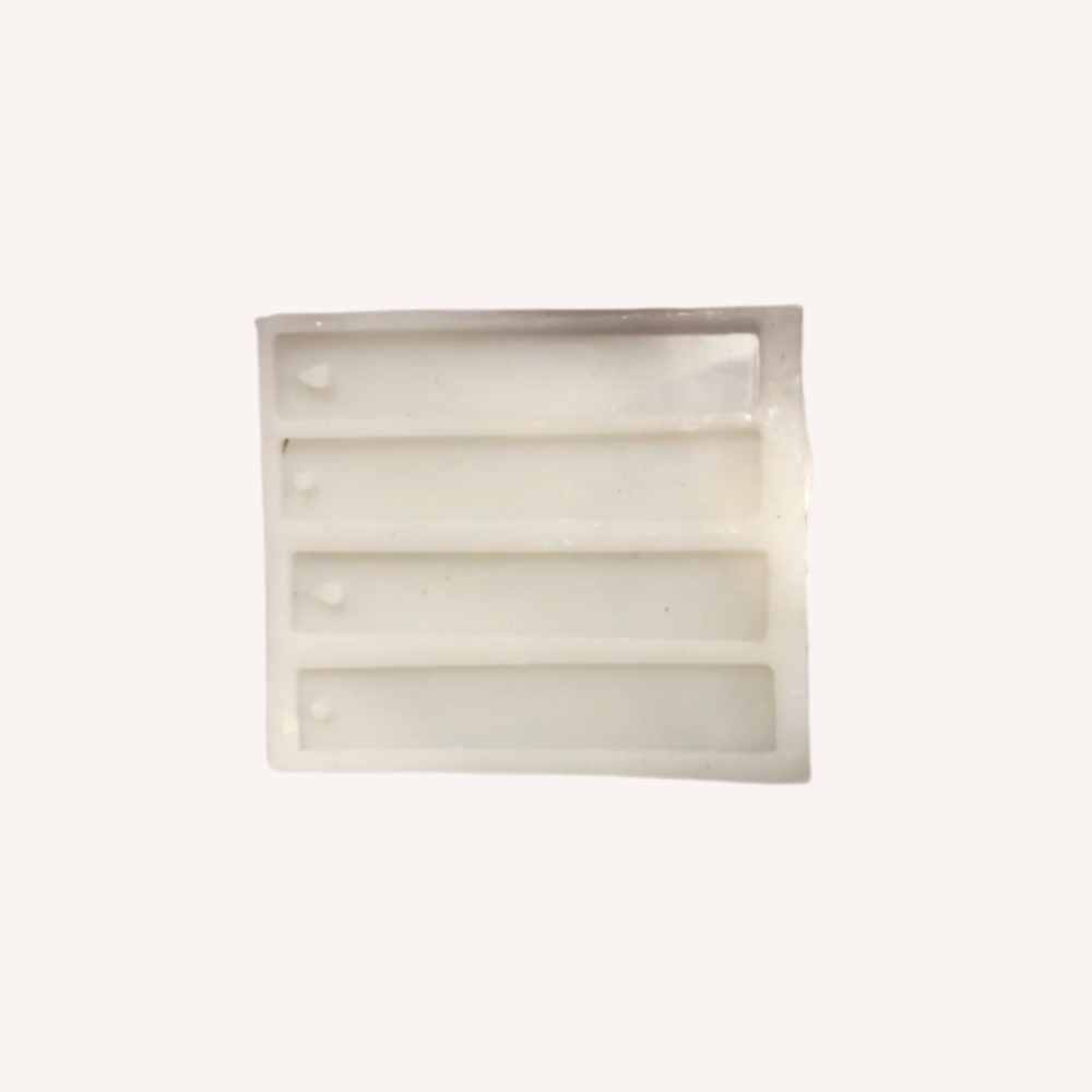 4 Bookmarks Mold
